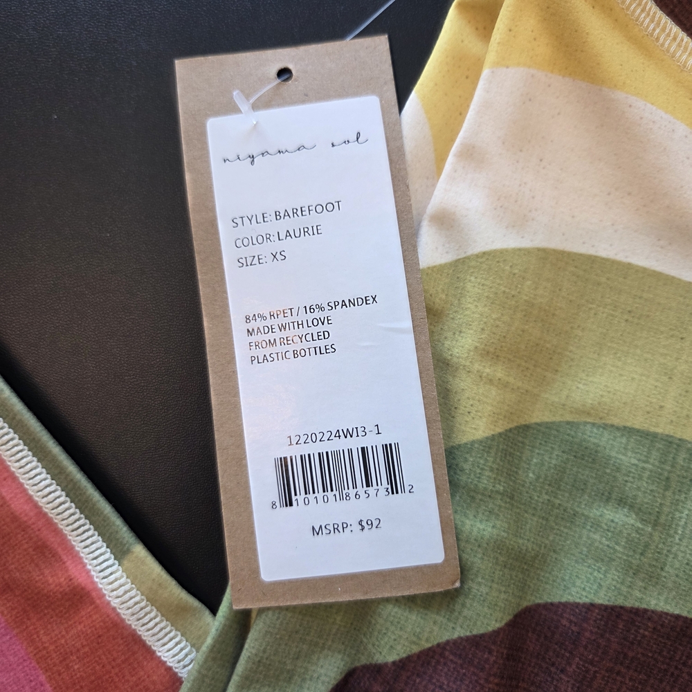 New $92 MSRP Niyama Sol Barefoot Laurie Rainbow Swirl Leggings, XS Extra Small - Picture 5 of 7